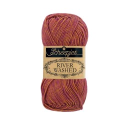 Scheepjes River Washed 957 Eisack braun lila